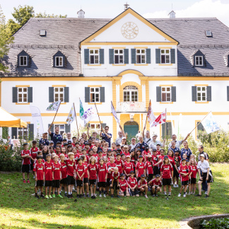( Bild: info@andreasacktun.de / Andreas Acktun ) Philipp Lahm Stiftung