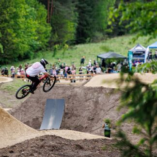 ( Bild: Daniel Karmann / BaySF ) Eröffnung des Bikeparks Schmausenbuck