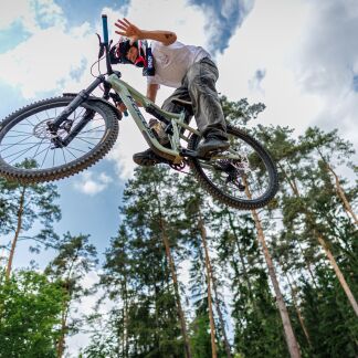 ( Bild: Daniel Karmann / BaySF ) Eröffnung des Bikeparks Schmausenbuck