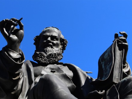 Bild © Stadt Nuernberg Foto: Das Denkmal von Hans Sachs in Nürnberg., Bild © Stadt Nuernberg