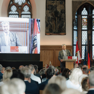 ( Bild: Giulia Iannicelli / ©Giulia Iannicelli ) Ministerpräsident Markus Söder bei seiner Laudatio auf Ulrich Maly.