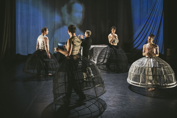 Szene aus Tanztheater Madame Bovary its me too