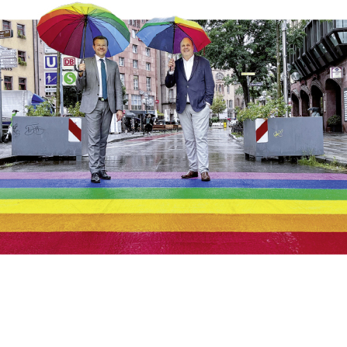 Zebrastreifen in Regenbogenfarbe © Sven Heublein / Stadt Nürnberg