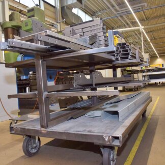 Im Aufzugswerk von Schmitt und Sohn