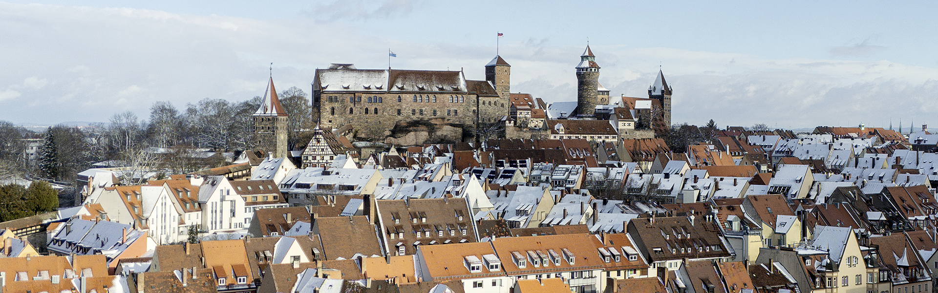 Winterliche Stadtansicht Nürnbergs.