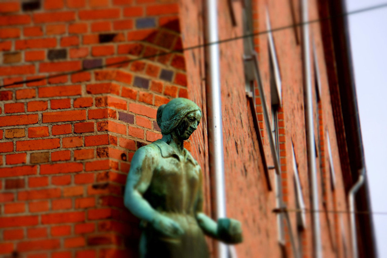 Bild © decide Galgenhof Steinbühl Statue, Bild © decide