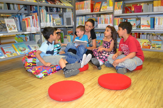 Das zweisprachige Vorlesen in der Bibliothek im südpunkt