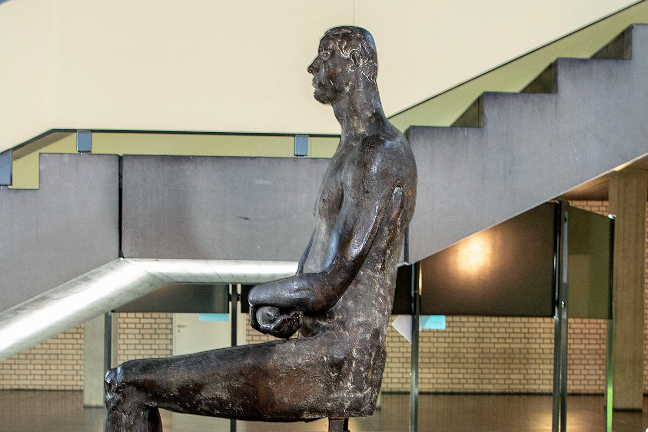 Wilhelm Uhlig Skulptur Römischer Jüngling, 1971 Symposion Urbanum, Bild © Bild: Stefan Hippel