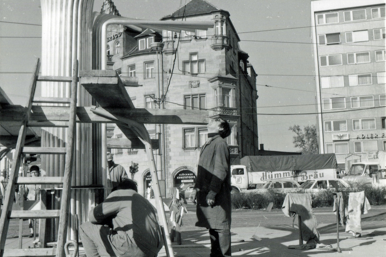 Andreu Alfaro Un Arbre per l'any 2000, 1971, Bild © Bild: Collecció Andreu Alfaro