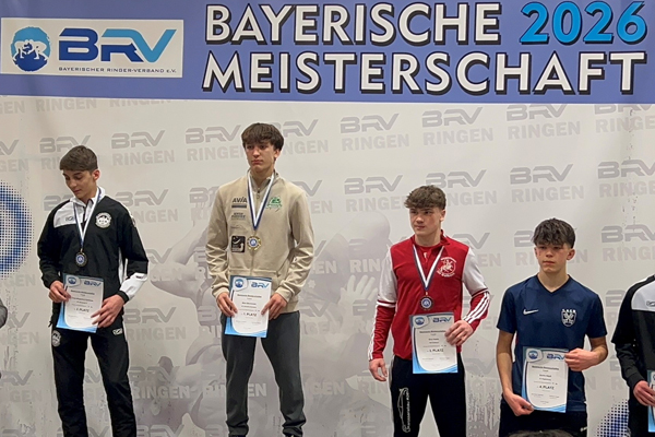 Siegerpodest der Altersklasse U20 (61kg) bei der Bayerischen Meisterschaft am 7. Februar in Coburg.