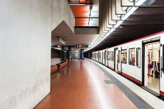 U-Bahnhof Friedrich-Ebert-Platz, Stadtbildfotografie A 96 Nr. 2715