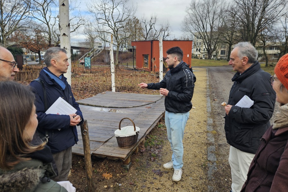 Besuch einer Delegation der Organic Cities Europe am Weltacker Nürnberg