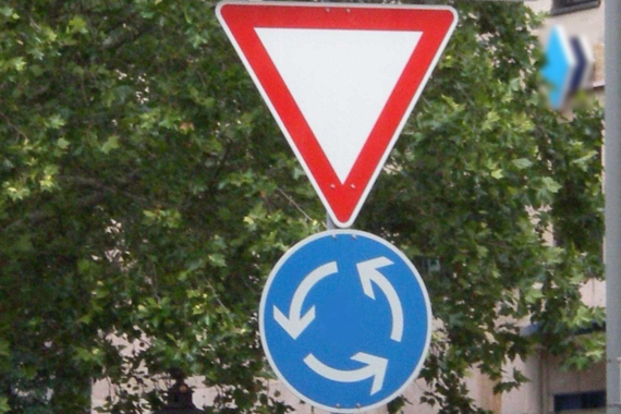 Kreisel Verkehrszeichen