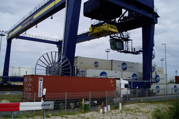 Hafen Containeranlage