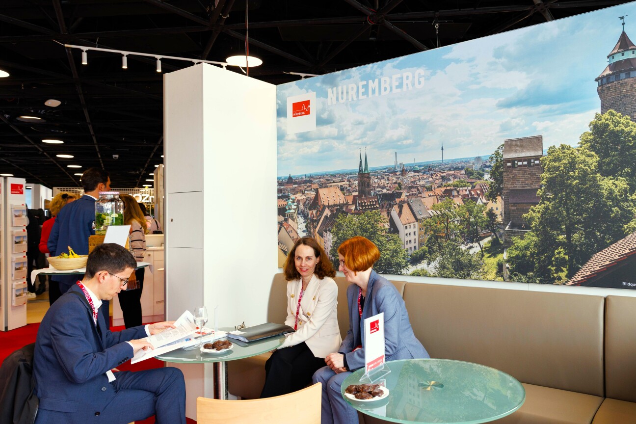 Impression vom Messestand der Stadt Nürnberg auf der internationalen Messe MIPIM in Cannes., Bild © Runze & Casper Werbeagentur GmbH
