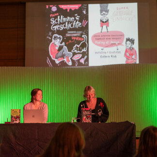 Sina Flammang und Kathrin Rödl präsentieren 