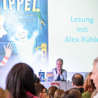 Lesung mit Alex Rühle aus dem Buch 