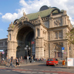 Hauptbahnhof mit Vorplatz