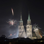 Lorenzkirche mit Feuerwerk