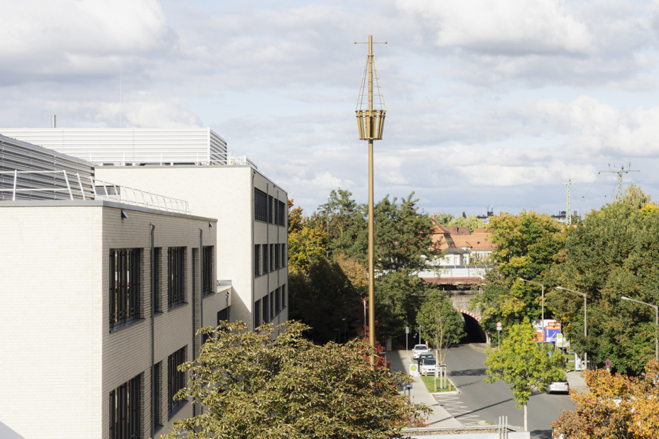 Straßenansicht des Schulcampus Werderau in der Maiacher Straße im Oktober 2025., Bild © Giulia Iannicelli