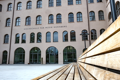 Fassade der Hochschule für Musik in Nürnberg.