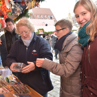 Das Christkind auf dem Markt.