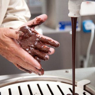 ( Bild: Christine Dierenbach / Stadt Nürnberg ) Lebkugeln von Wolfgang Marx