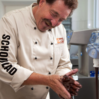 ( Bild: Christine Dierenbach / Stadt Nürnberg ) Lebkugeln von Wolfgang Marx