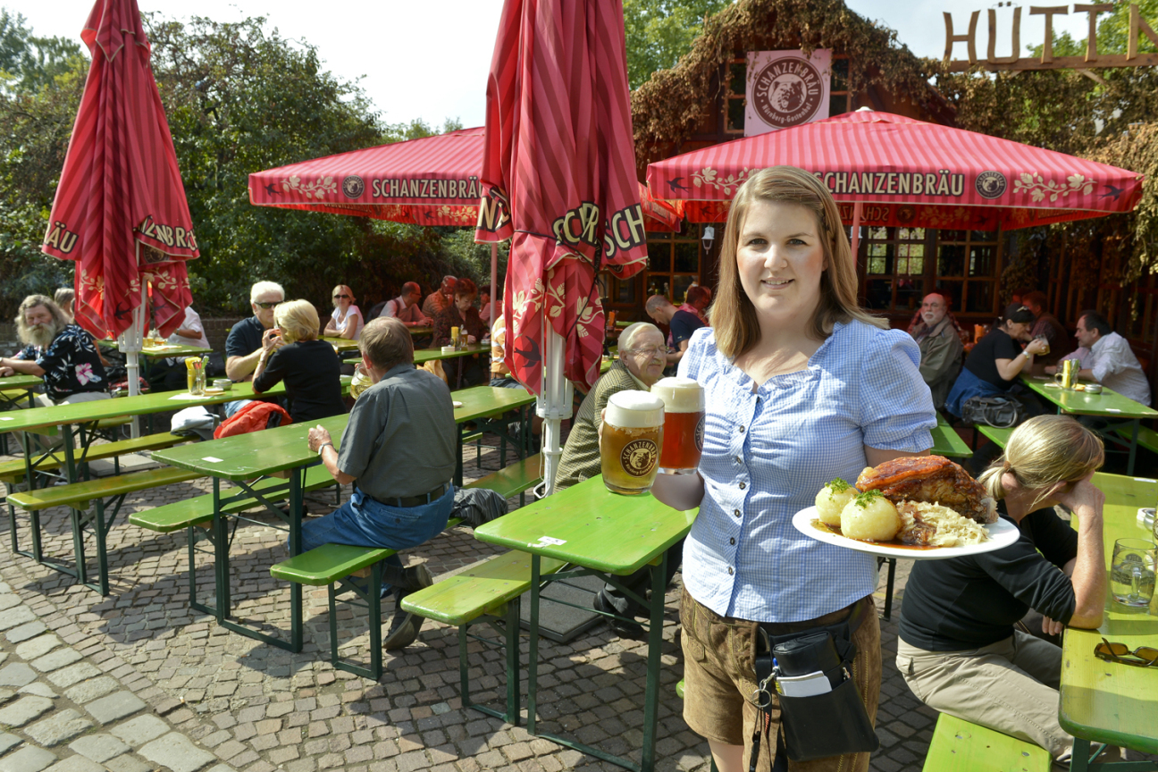 Bild © Uwe Niklas / Stadt Nürnberg Fränkische Spezialitäten auf dem Nürnberger Altstadtfest., Bild © Uwe Niklas / Stadt Nürnberg