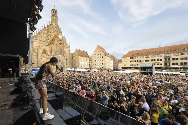 Ladaniva auf dem Hauptmarkt
