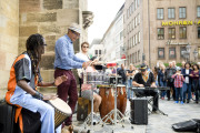 Musiker vor der Lorenzkirchen Nürnberg