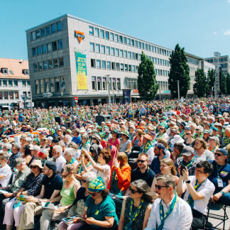 ( Bild: Fabian Weiss / Fabian Weiss / Deutscher Evangelischer Kirchentag ) Strahlender Sonnenschein sorgte für einen schönen Abschluss.