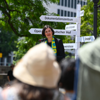 ( Bild: Christine Dierenbach / Christine Dierenbach / Stadt Nürnberg ) Gedenken zu Beginn