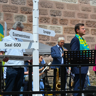 ( Bild: Christine Dierenbach / Christine Dierenbach / Stadt Nürnberg ) Gedenken zu Beginn