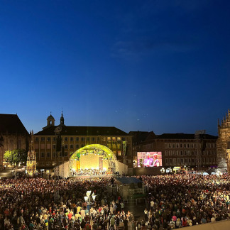( Bild: Hanna Quitterer / Stadt Nürnberg ) Konzert von Viva Voce zum Kirchentag