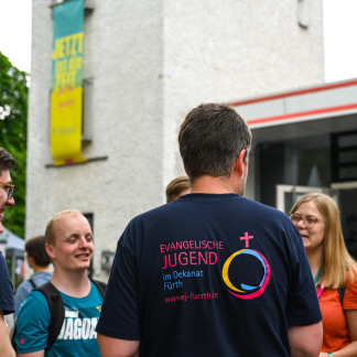 ( Bild: Christine Dierenbach/Presse und / Christine Dierenbach/Amt fuer Kommunikation und Stadtmarketing ) Flughafen bei Nacht