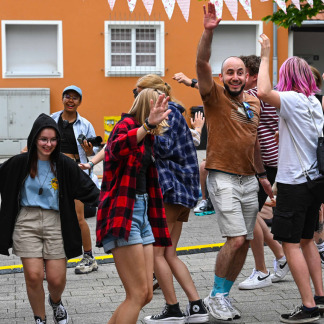 ( Bild: Christine Dierenbach/Presse und / Christine Dierenbach/Amt fuer Kommunikation und Stadtmarketing ) Flughafen bei Nacht