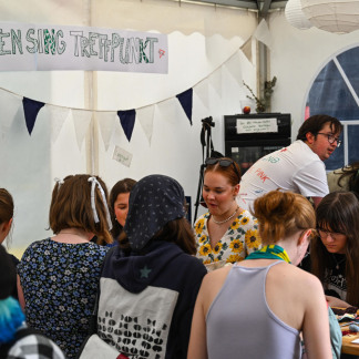 ( Bild: Christine Dierenbach/Presse und / Christine Dierenbach/Amt fuer Kommunikation und Stadtmarketing ) Eindrücke aus dem Zentrum Jugend rund um die Junge Kirche LUX.