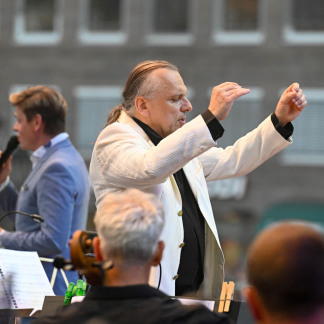 ( Bild: Christine Dierenbach/Amt fuer Ko / Christine Dierenbach/Amt fuer Kommunikation und Stadtmarketing ) Abengebet und Konzert Viva Voce