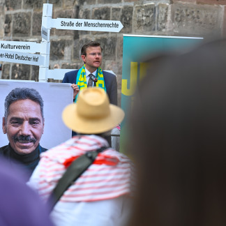 ( Bild: Christine Dierenbach / Christine Dierenbach / Stadt Nürnberg ) Gedenken zu Beginn