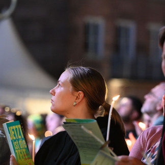 ( Bild: Christine Dierenbach / Stadt Nürnberg ) Kirchentag 2023: Segen zur Nacht
