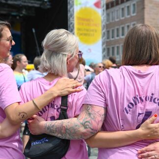 Chorfest in Nürnberg - Sängerinnen am Hauptmarkt