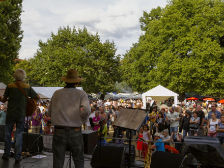 Foto von der Bühne vom Süd·stadt·fest in Nürnberg., Bild © Stadt Nürnberg