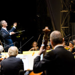 Trotz der Abschiedsstimmung kein bisschen traurig: Die  Nürnberger Symphoniker begeisterten das Publikum mit einer abwechslungsreichen musikalischen Mischung.