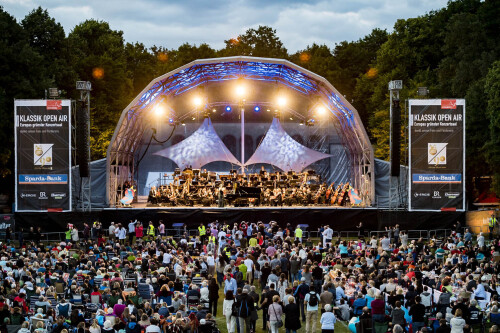 Die Bühne beim Klassik Open Air