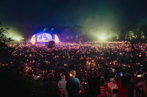 Nachts auf dem Klassik Open Air  im Luitpoldhain.