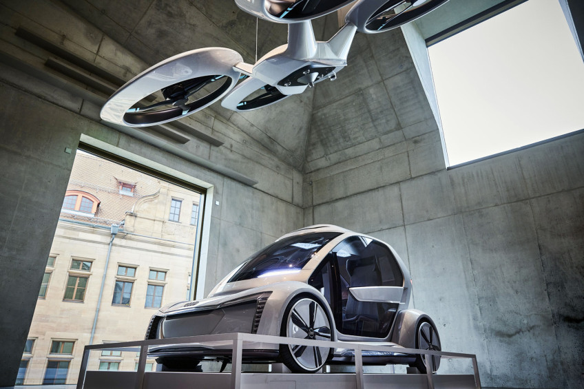 Ein futuristisches Auto als Objekt im Deutschen Museum Nürnberg., Bild © Ludwig Olah / Deutsches Museum
