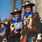Zwei Cowgirls beim Faschingsumzug 2015 in Nürnberg