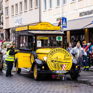 ( Bild: Thomas Langer / Stadt Nürnberg ) Faschingszug 2024 in Nürnberg