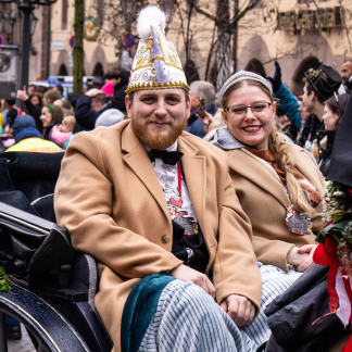( Bild: Thomas Langer / Stadt Nürnberg ) Faschingszug 2024 in Nürnberg